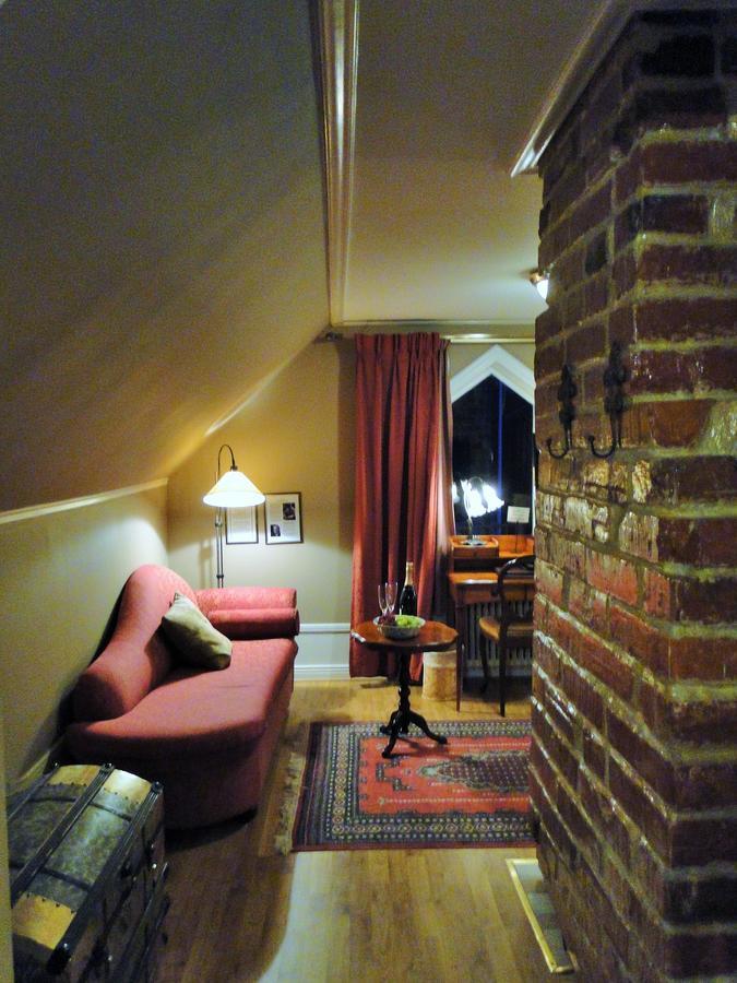 Hotell Torpa Pensionat - Sweden Hotels Södertälje Extérieur photo