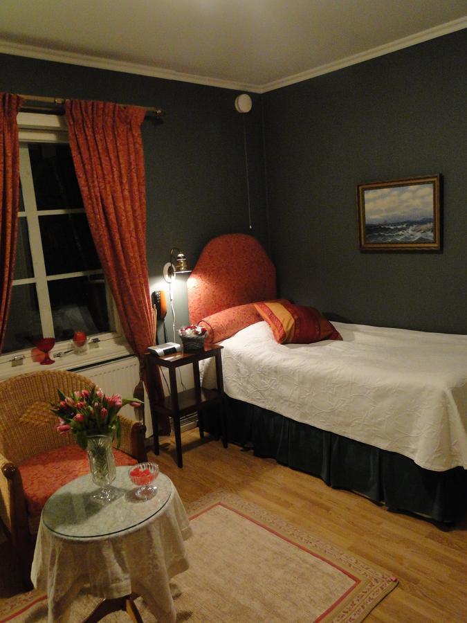 Hotell Torpa Pensionat - Sweden Hotels Södertälje Extérieur photo