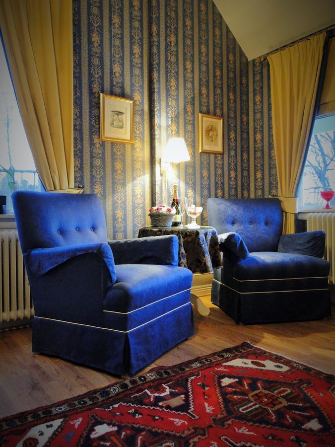 Hotell Torpa Pensionat - Sweden Hotels Södertälje Extérieur photo