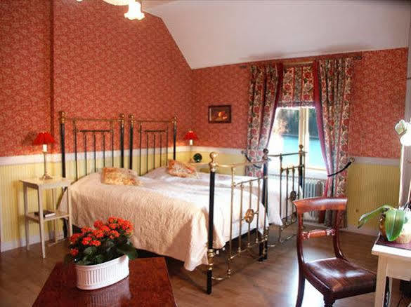 Hotell Torpa Pensionat - Sweden Hotels Södertälje Extérieur photo